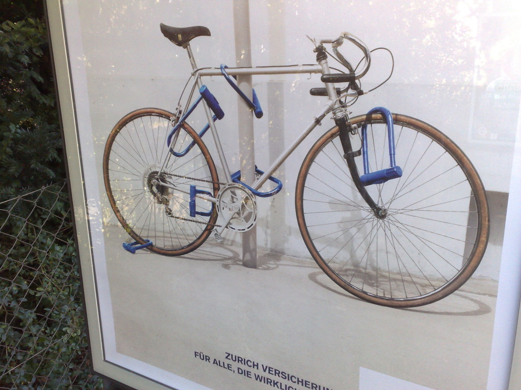 Plakatkampagne mit Fahrradschlössern